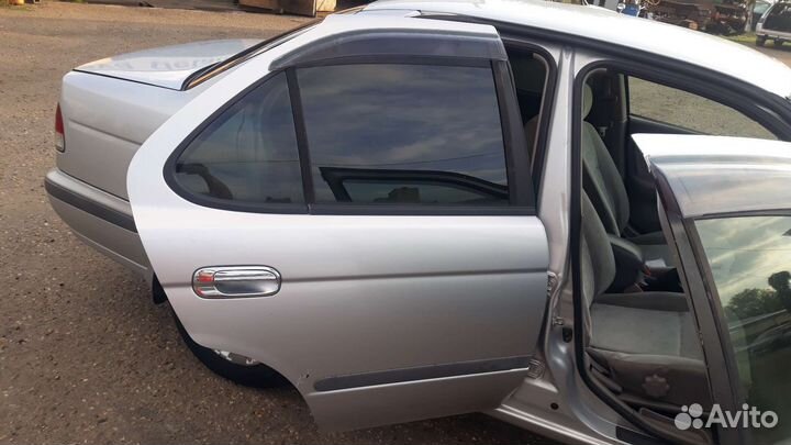 Дверь правая задняя nissan sunny b15