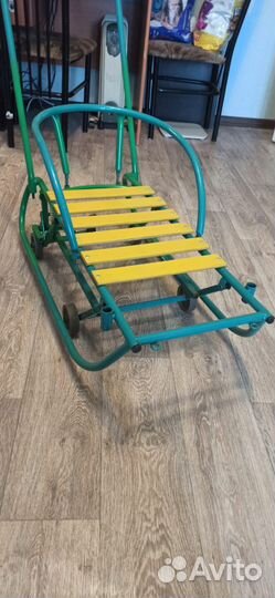 Детские санки на колесах