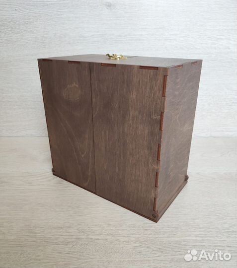 Коробка подарочная деревянная