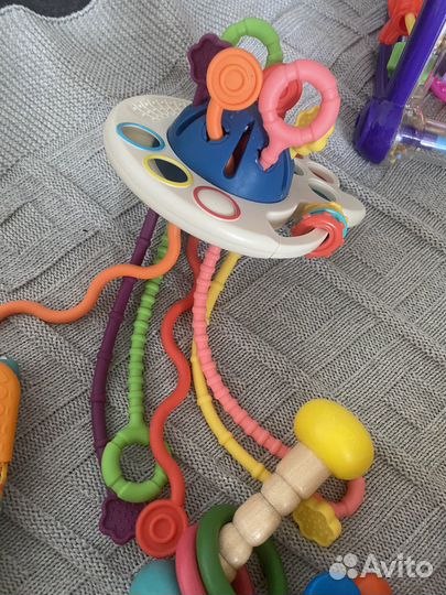 Игрушки для малышей пакетом