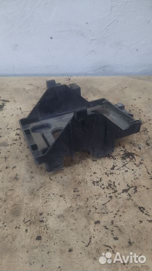 Площадка под аккумулятор mazda cx-7