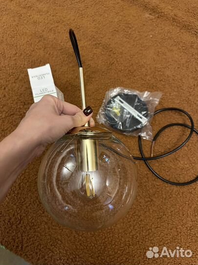 Светильник подвесной, современный стиль, новый