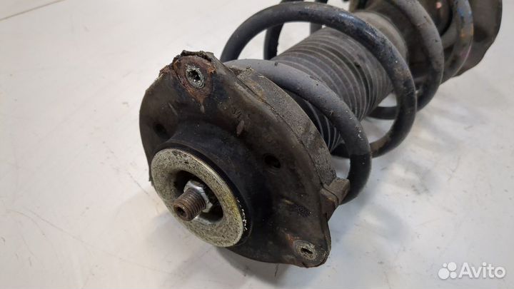 Амортизатор подвески Volkswagen Golf 6, 2011