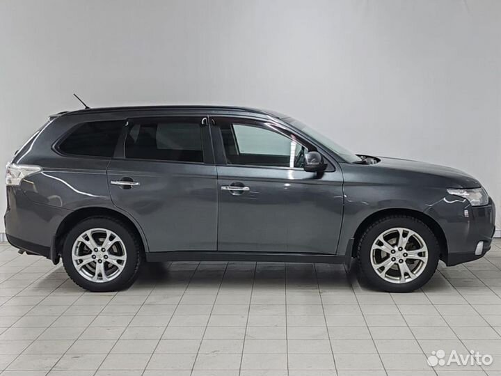 Mitsubishi Outlander 2.4 CVT, 2012, 177 810 км