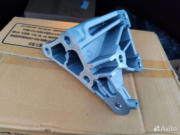 Кронштейн двигателя fiat ducato 2.3 250 290