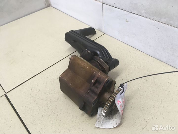 Насос масляный C-MAX 2003-2011