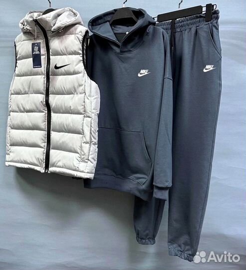 Новый спортивный костюм Nike