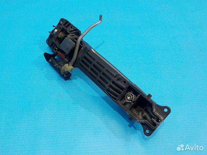 Ручка двери багажника suzuki Grand Vitara 3 2005-2