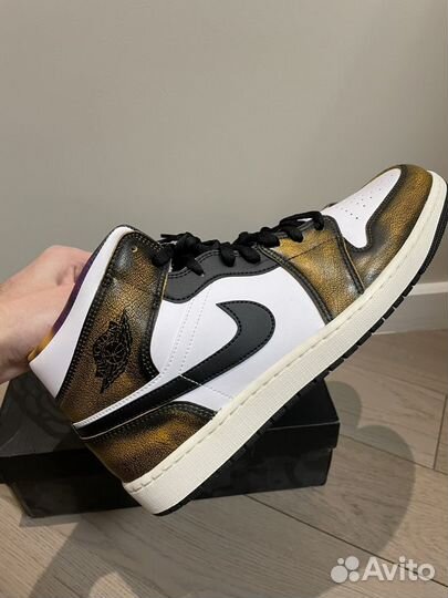 Кроссовки Nike Air Jordan 1 Mid Оригинал 13US