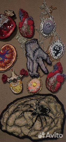 Уникальные броши ручной работы