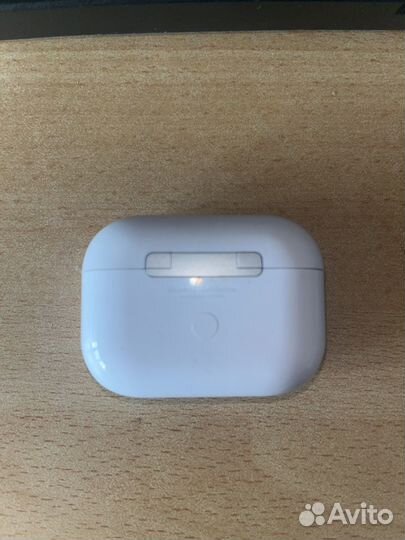 Airpods pro 1 поколения