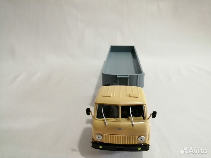 Модель маз-520 с полуприцепом маз-9380 1986г