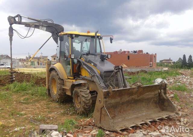 Экскаватор погрузчик, ямобур, гидромолот