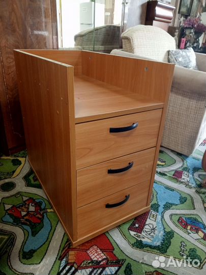 Офисная тумба приставная