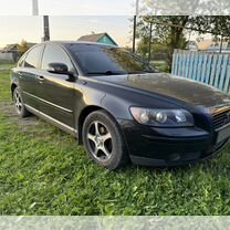 Volvo S40 1.6 MT, 2007, 315 000 км, с пробегом, цена 750 000 руб.