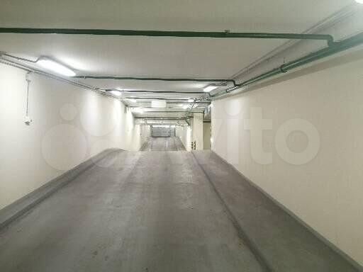 Машиноместо, 16 м²