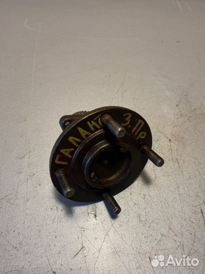 Ступица задняя Mitsubishi Galant EA3A 4G64 2002