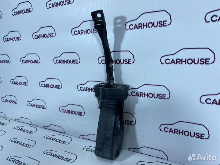 Ограничитель двери передний левый Volkswagen