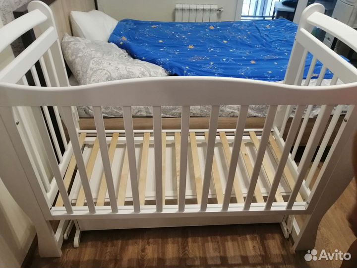 Детская кроватка