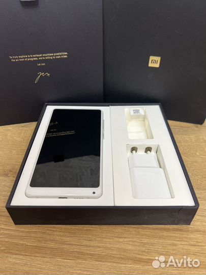 Xiaomi Mi Mix 2S, 6/64 ГБ