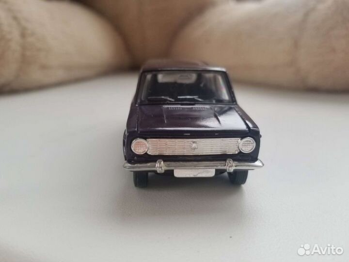 Модель автомобиля 1:43 СССР