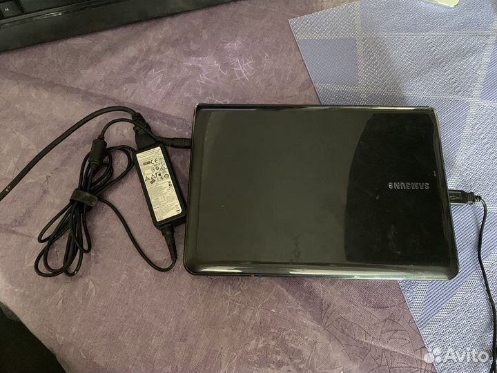 Нетбук Samsung N210