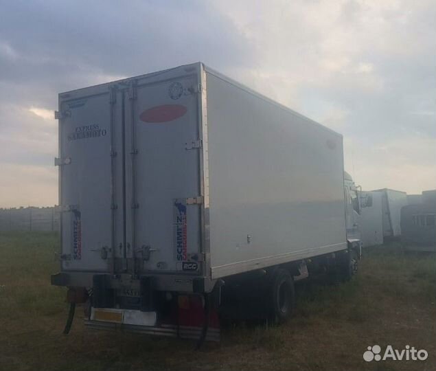 Hino 300 (Dutro), 2005