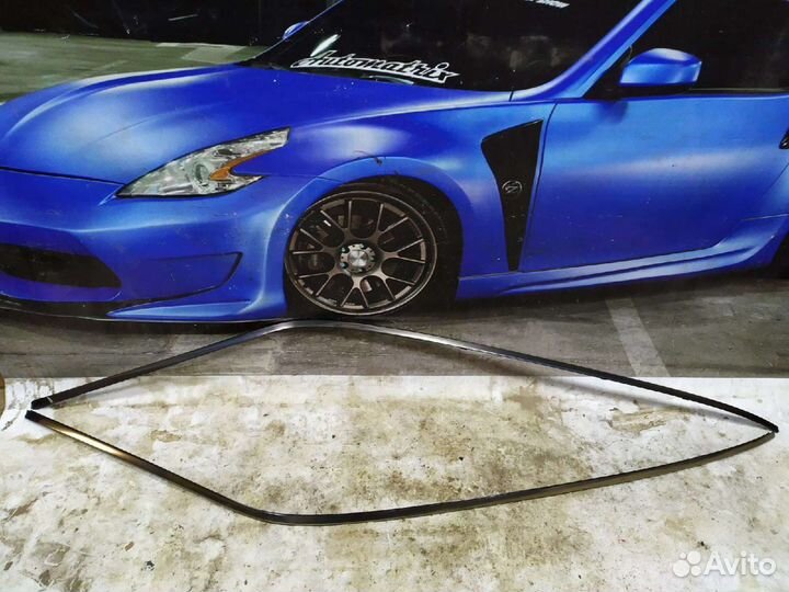 Молдинг крыши правый, левый MB W202