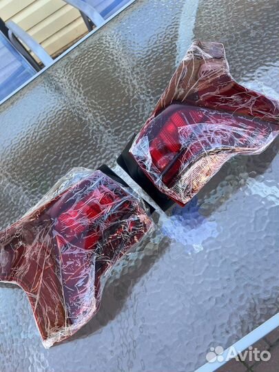 Фары на Hyundai Santa Fe