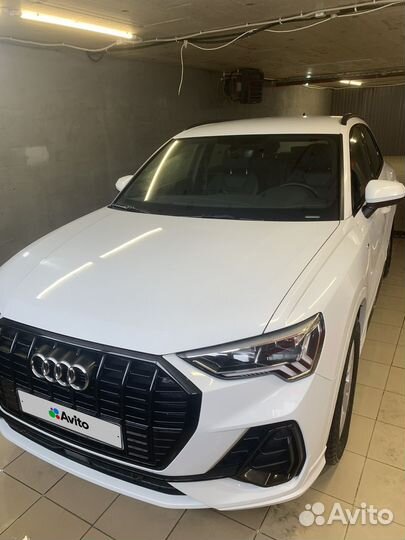 Audi Q3 2.0 AMT, 2021, 18 600 км