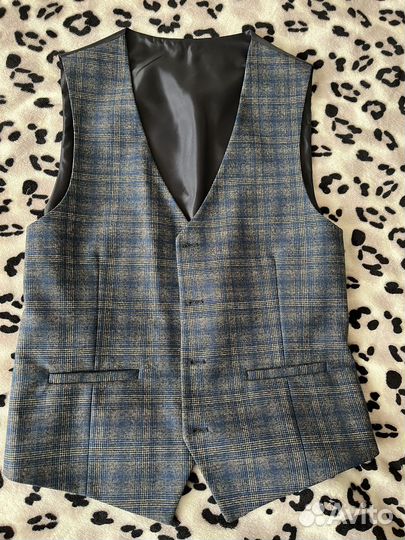 Мужской костюм тройка