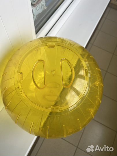 Клетка для хорька, туалет и шар