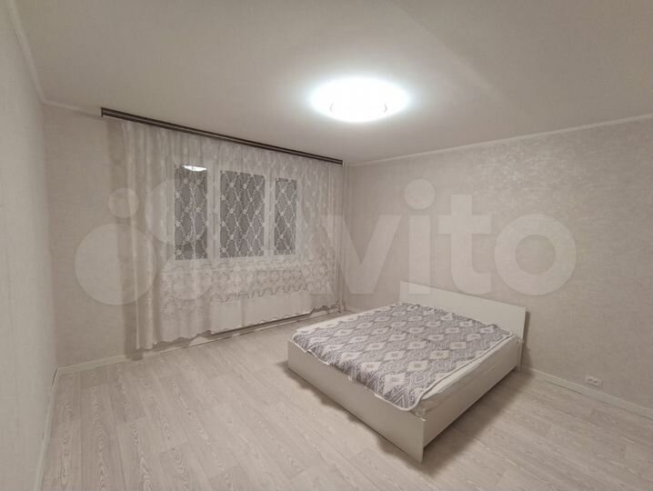 2-к. квартира, 54 м², 10/14 эт.