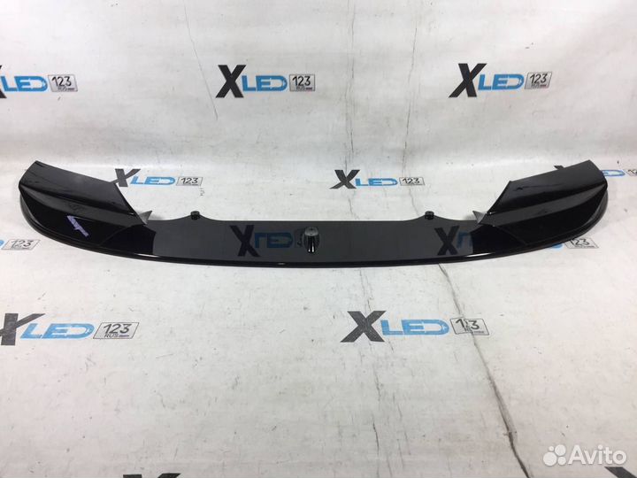 Губа сплиттер на передний бампер BMW F10 M5