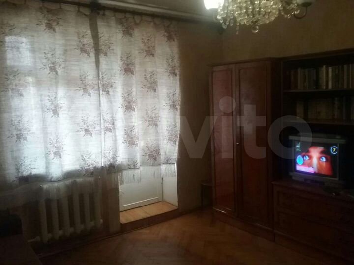 1-к. квартира, 49 м², 2/5 эт.