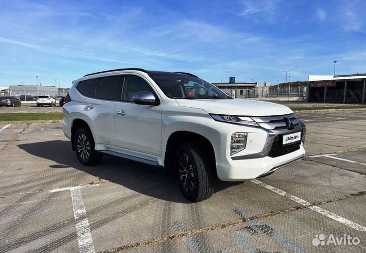 Mitsubishi Montero Sport 3.0 AT, 2022, 56 000 км