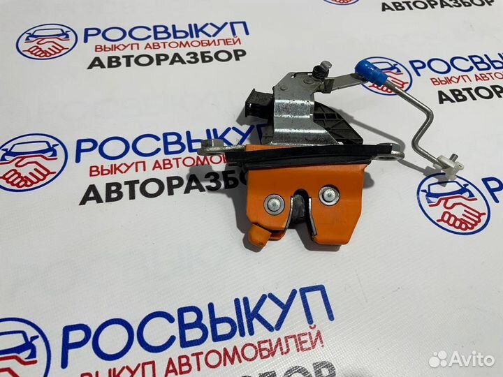 Замок багажника Skoda Octavia A4 Tour