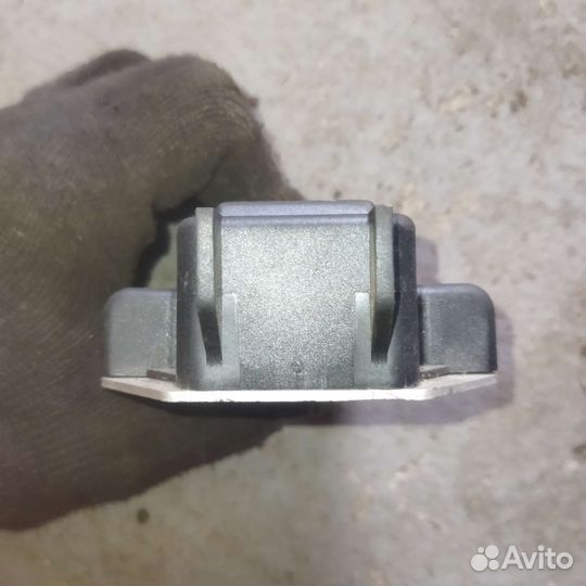 Датчик ускорения для ESP VW Passat B5