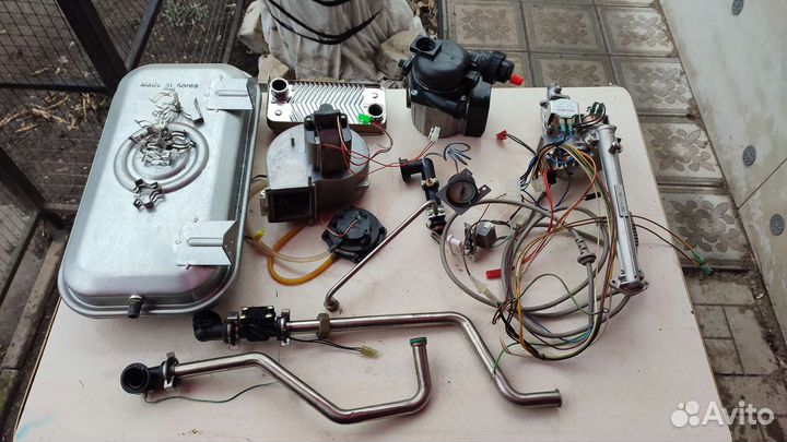 Запчасти на газовый котел Навьен айс 13 (б/у)