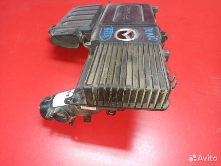 Корпус воздушного фильтра Mazda Axela BK3P L3-VE