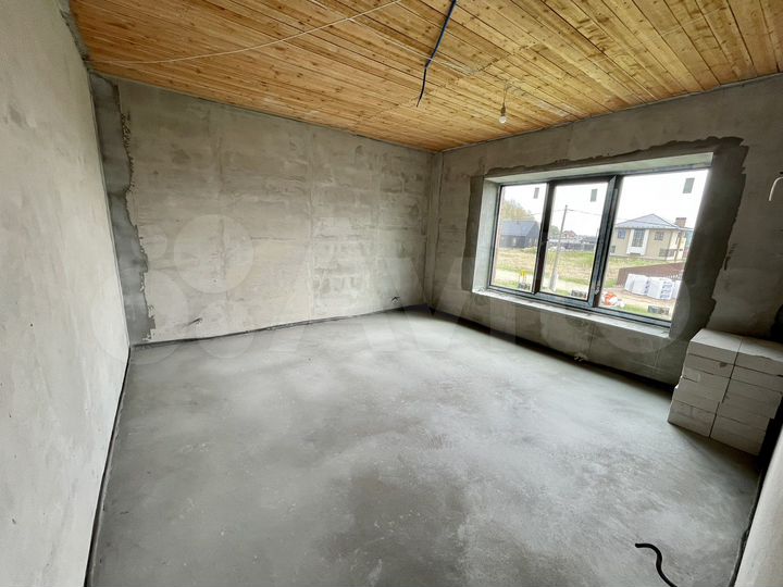 Дом 221 м² на участке 10,5 сот.