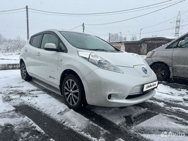 Nissan Leaf AT, 2015, 135 000 км