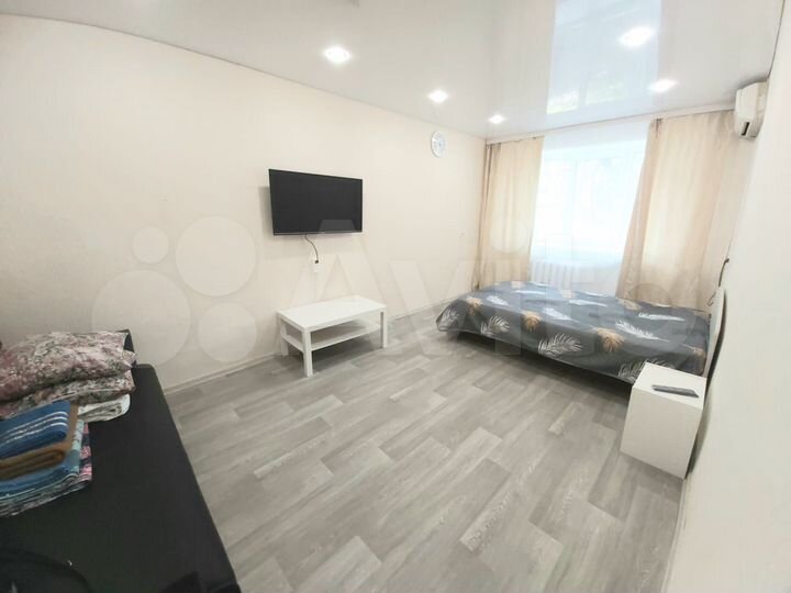 2-к. квартира, 45 м², 1/6 эт.