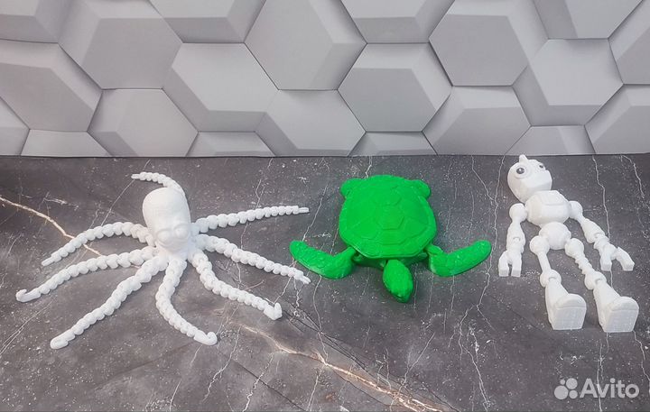 Брелки,игрушки