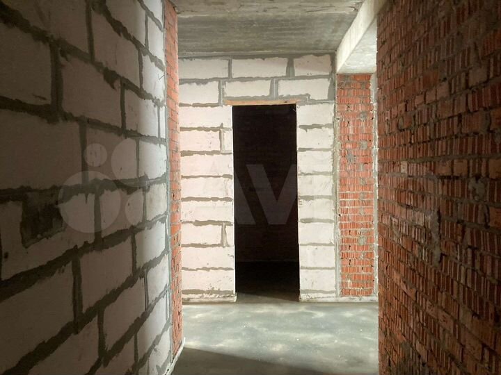 2-к. квартира, 56 м², 1/3 эт.