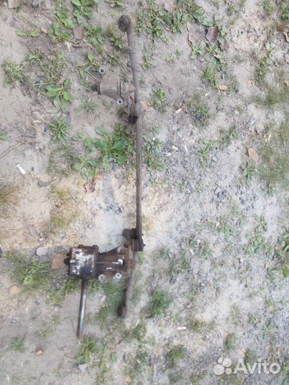 Рулевой редуктор с тягами 2107