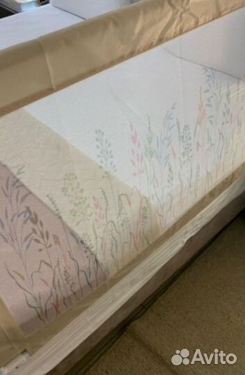 Барьер защитный для кровати