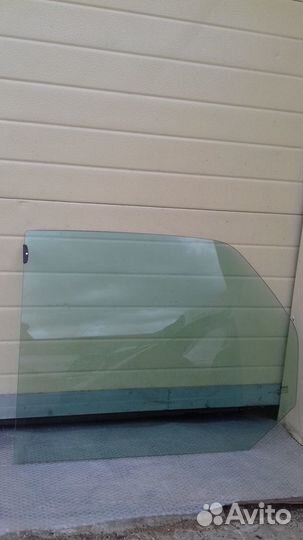 Рено Сценик 1 дверные стекла