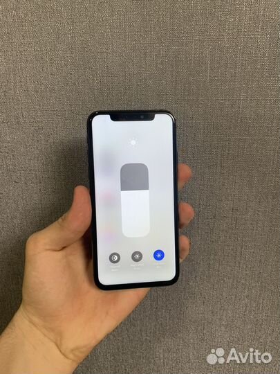 iPhone X, 64 ГБ
