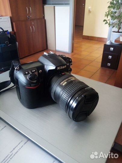 Фотоаппарат Nikon D200 с объективом